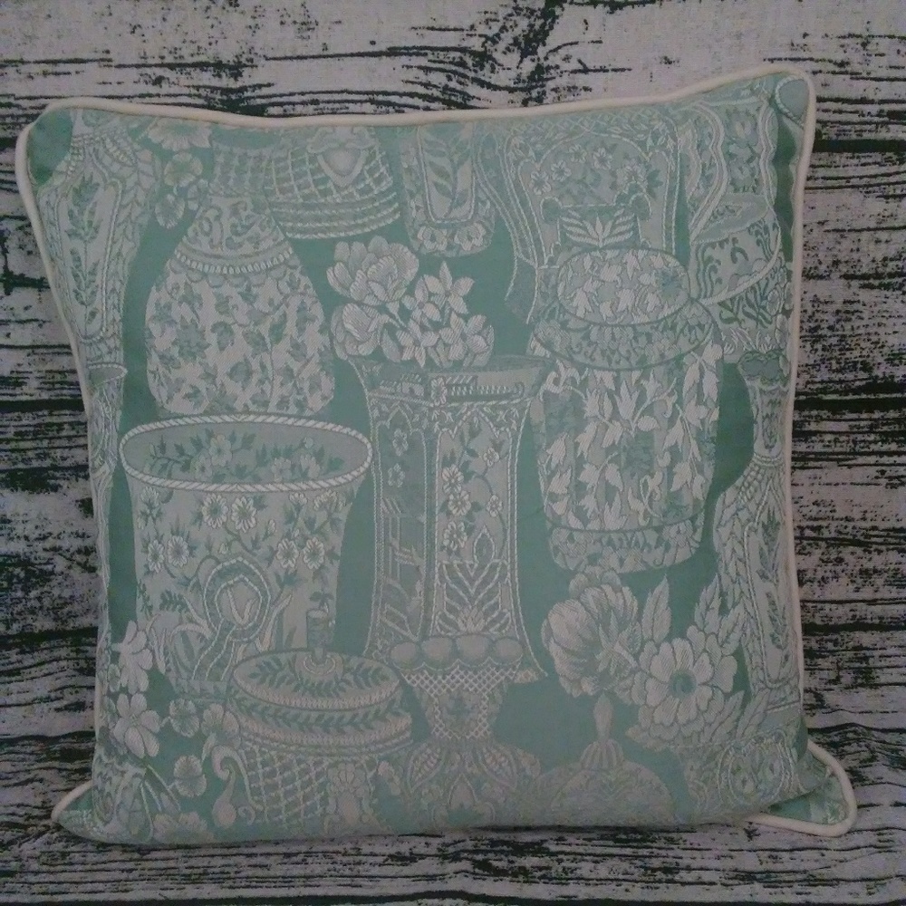 VINTAGE Victorian Style Throw Pillow Vase Motif